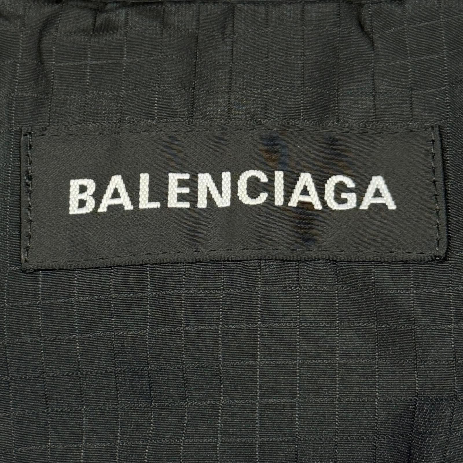BALENCIAGA Cシェイプダウンジャケット ダウンジャケット バレンシアガ 