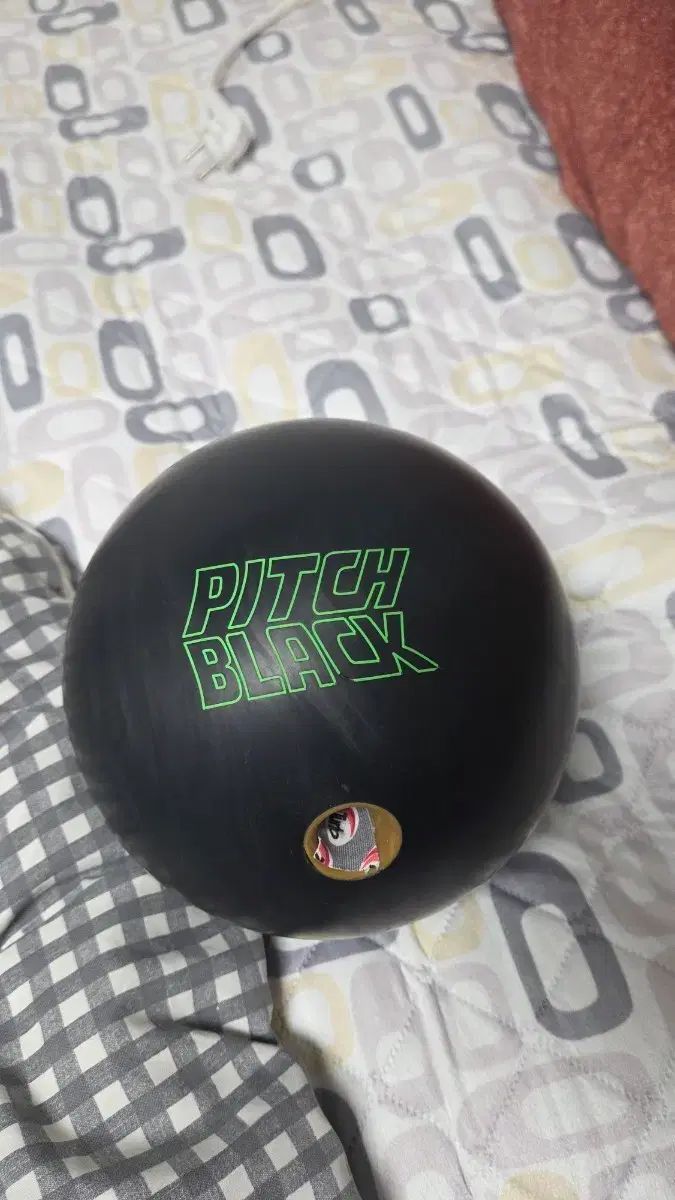 15P STORM PITCH BLACK ボウリングボール 箱付き】STORM Pitch Black ピッチブラック 15p ボウリング ボール