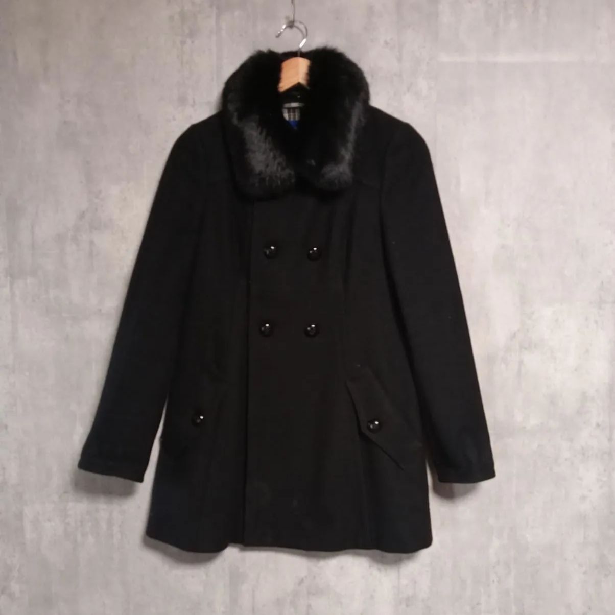 美品】バーバリーブルーレーベル ファー付 コート 38 黒 BURBERRY BLUE