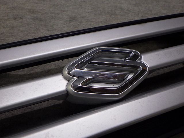 ジムニー 純正グリル JB23W 4型 72111-81AA スズキ カラーZ2S