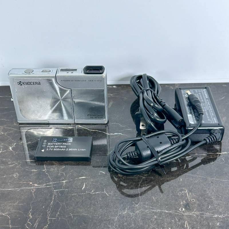 Kyocera Finecam SL400R シルバー コンパクトデジタルカメラ 400万画素