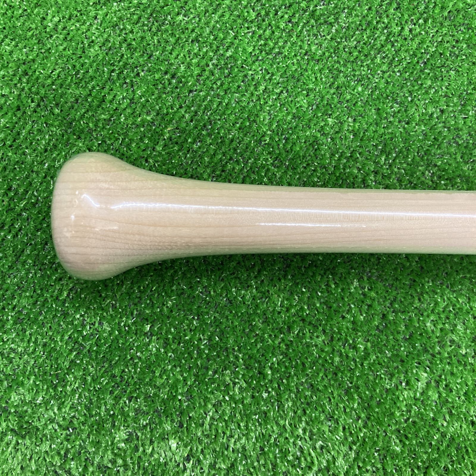 SSK 一般軟式用木製バット 巨人 岡本和真モデル 84cm780g SBB4044