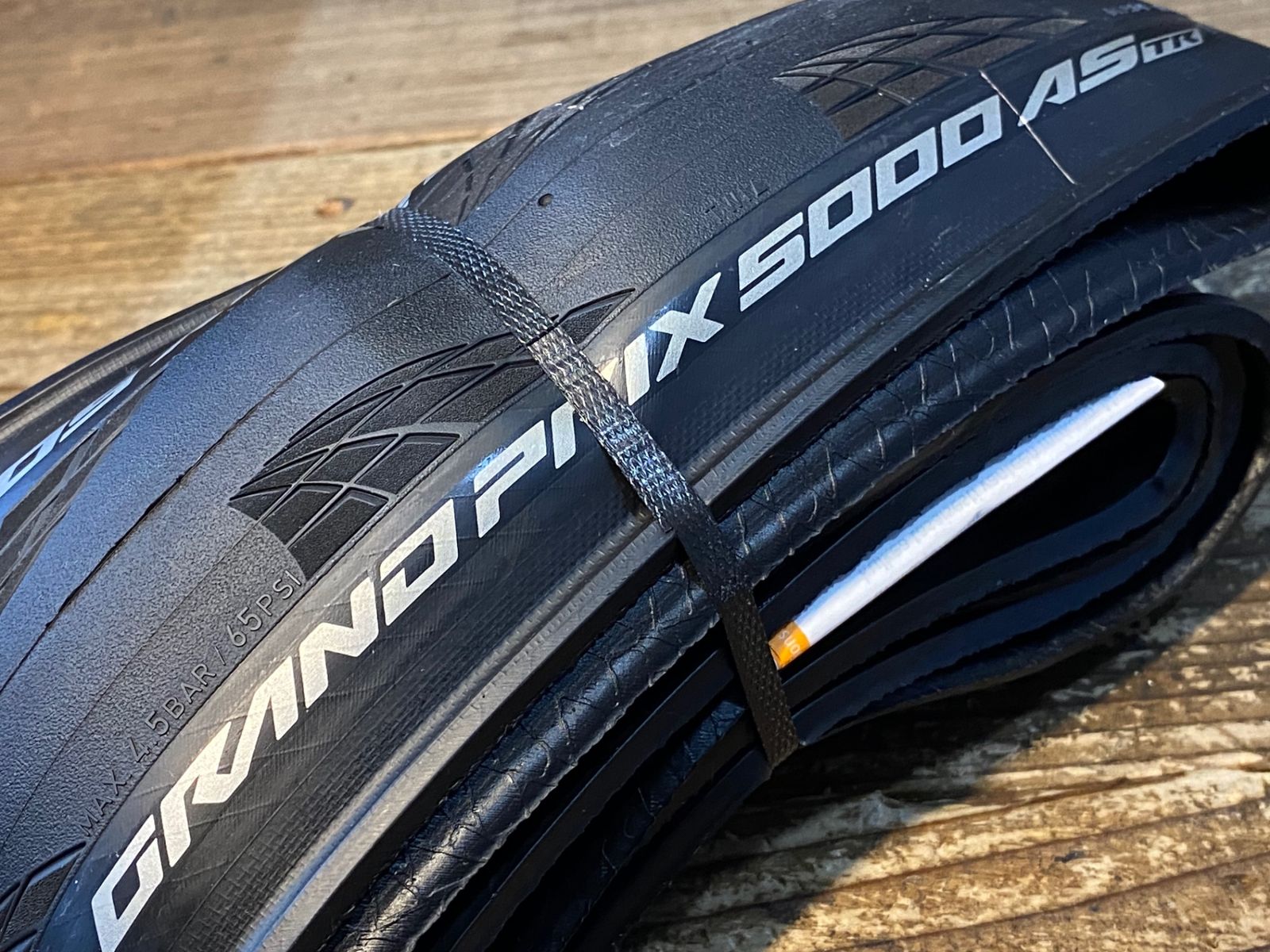 JX386 コンチネンタル Continental GRANDPRIX5000 AS TR 700x35C 黒