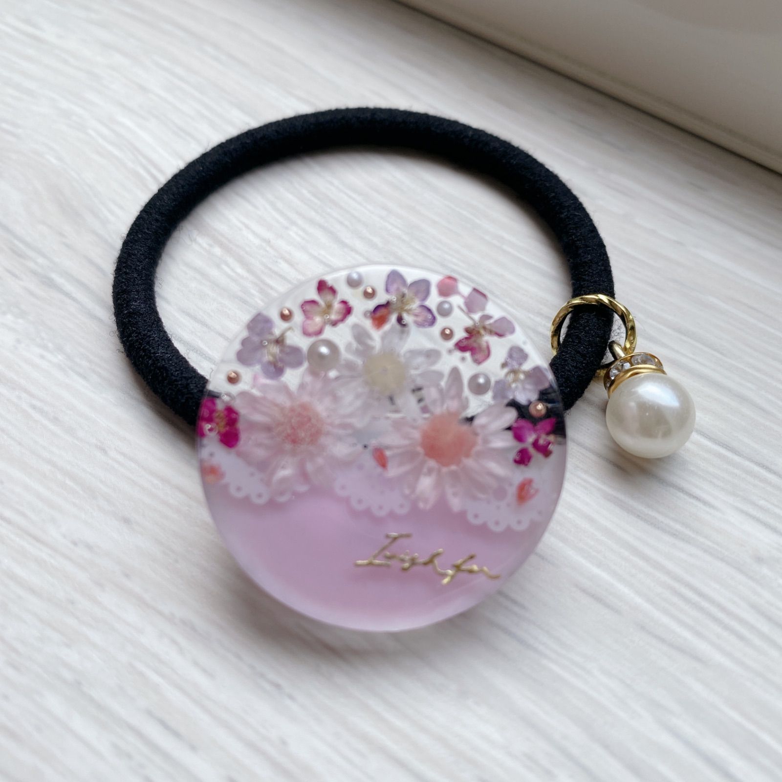 ︎✿ レジン ドライフラワー レース と 小花 の ヘアゴム（pink