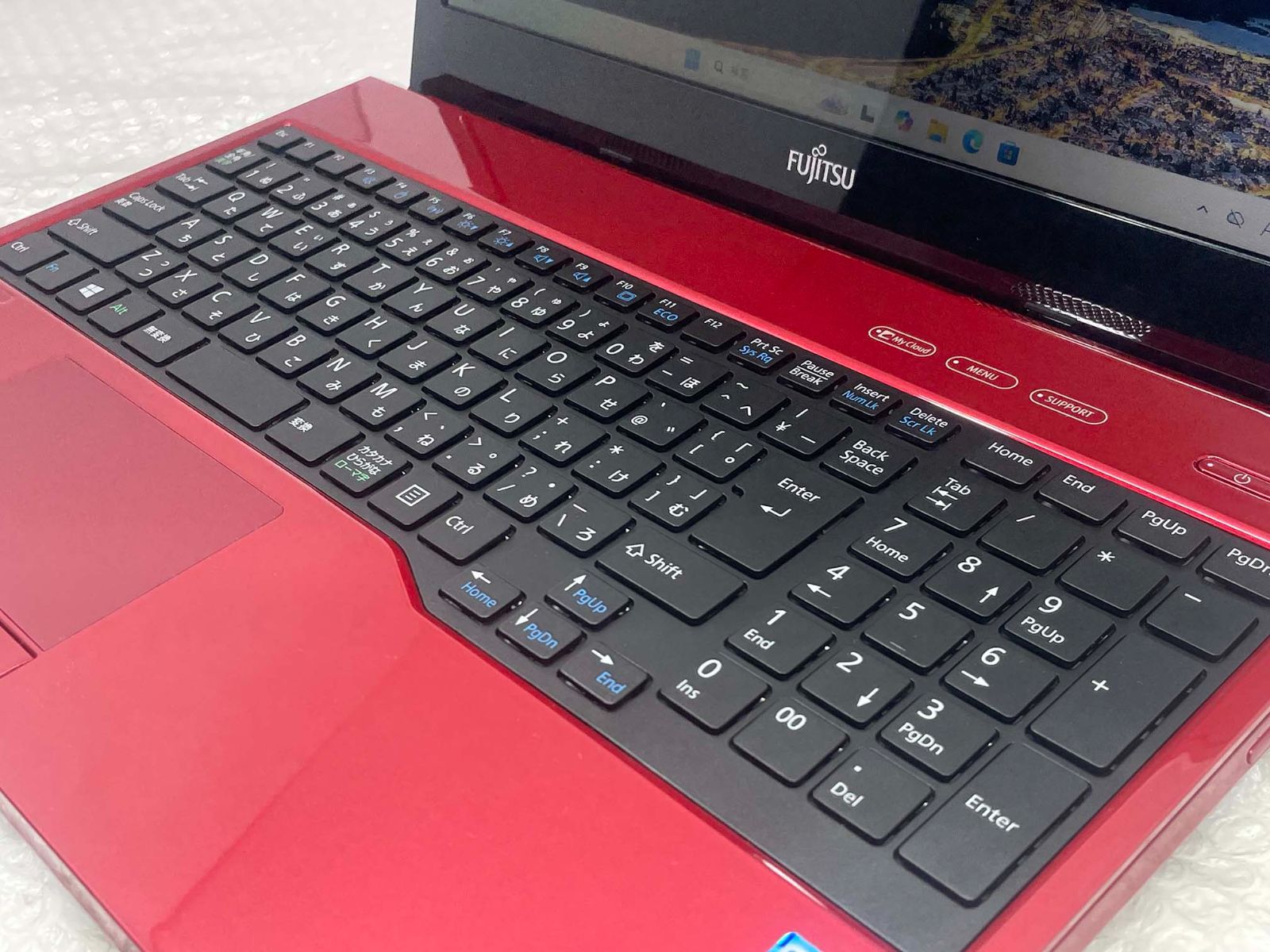 富士通 LIFEBOOK AH42/X Celeron 3205U/4GB/1TB HDD/Windows11/15.6型
