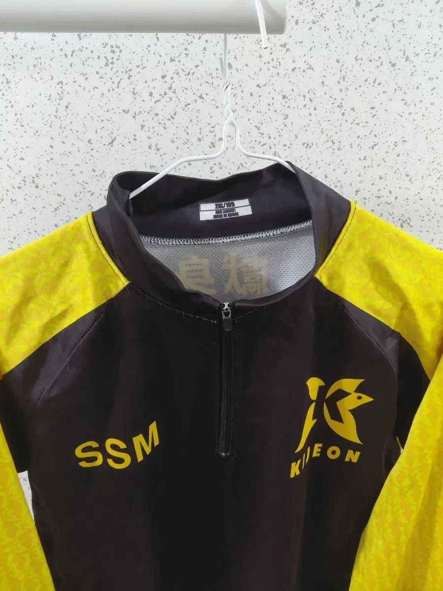 選手用支給用 奇展大 サッカー部 ウィンドブレーカー 2XL - メルカリ