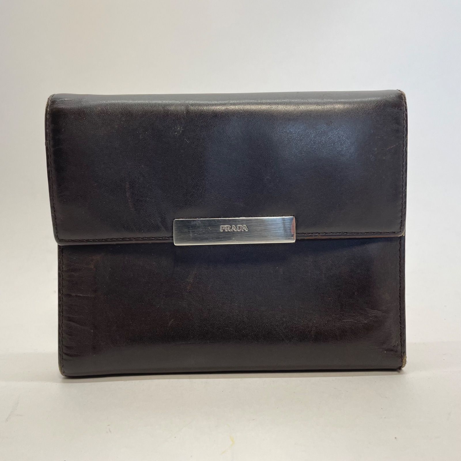 PRADA ダークブラウン 三つ折り財布 箱付き 3556 PRADA プラダ 三つ折り財布 ダークブラウン レザー プラダ PRADA
