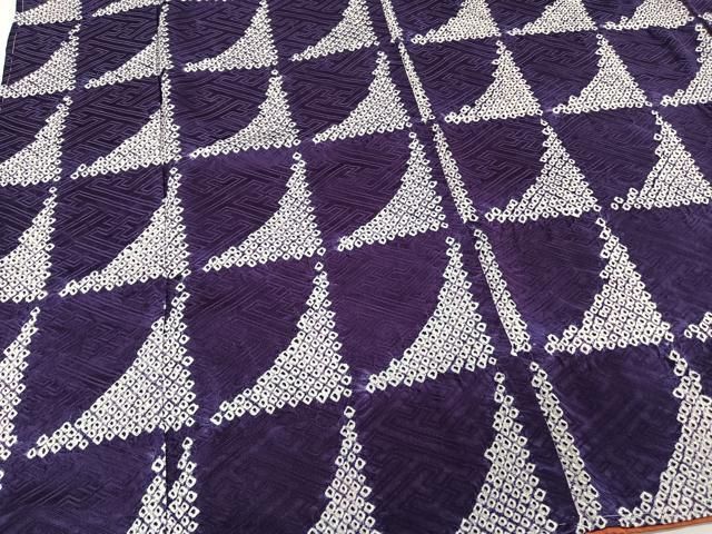 平和屋着物□上質な小紋 絞り 幾何学文 紗綾形地紋 正絹 逸品