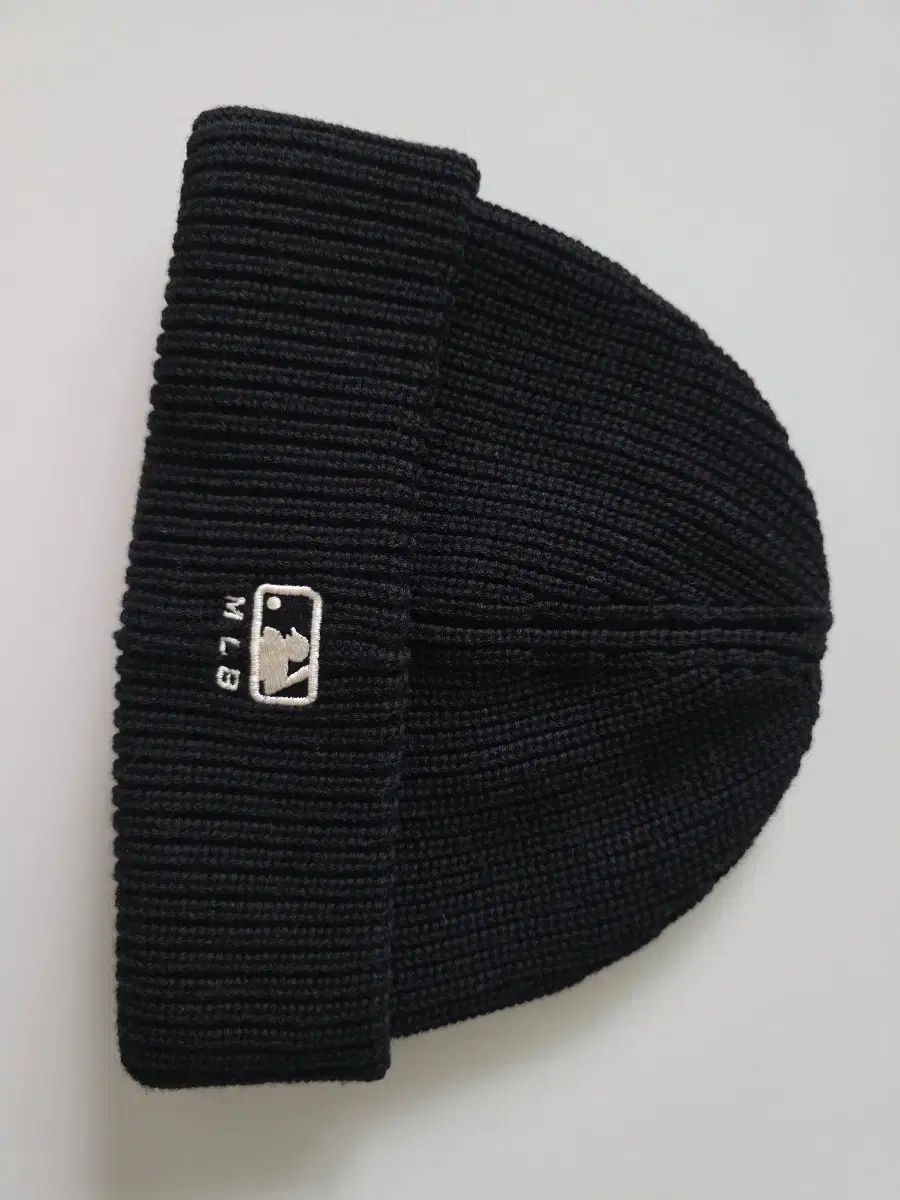 MLB ブラック ビーニー - メルカリ