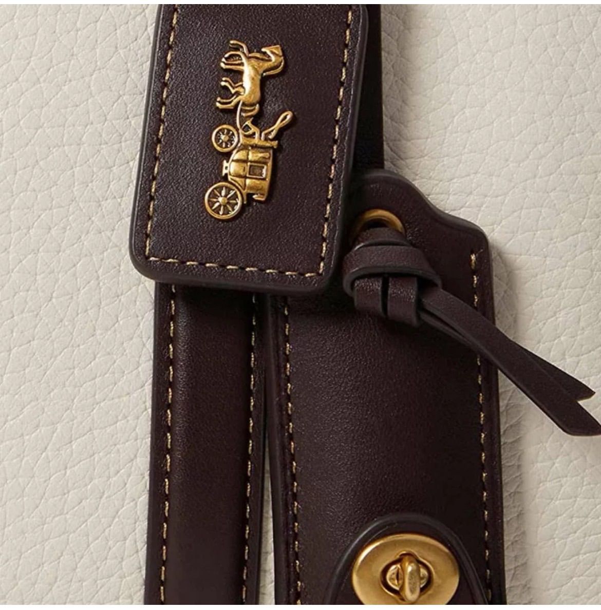 ルビー サッチェル 25 イン カラーブロック コーチ coach - メルカリ