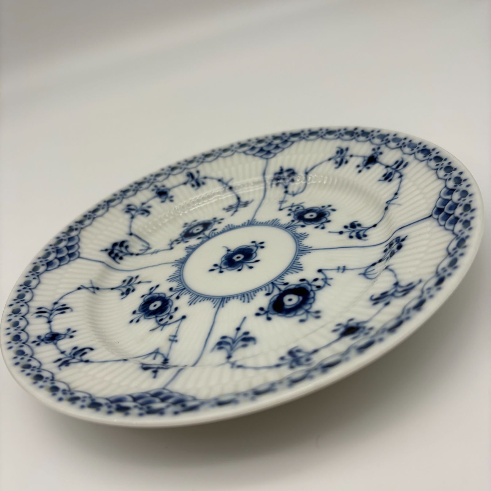 ロイヤルコペンハーゲン ブルーフルーテッド ハーフレース プレート 2