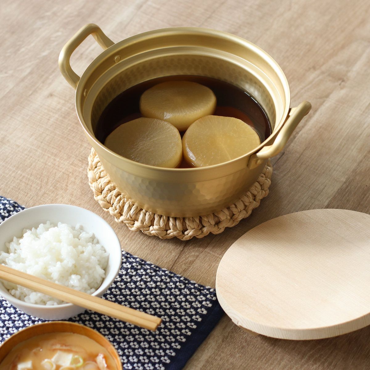ぶー子さん専用！アルミ製両手鍋 45cm 木製蓋付き 両手鍋 18.5cm 小伝具 アルミ段付鍋 木蓋付 日本製 （ ガス火対応 段付