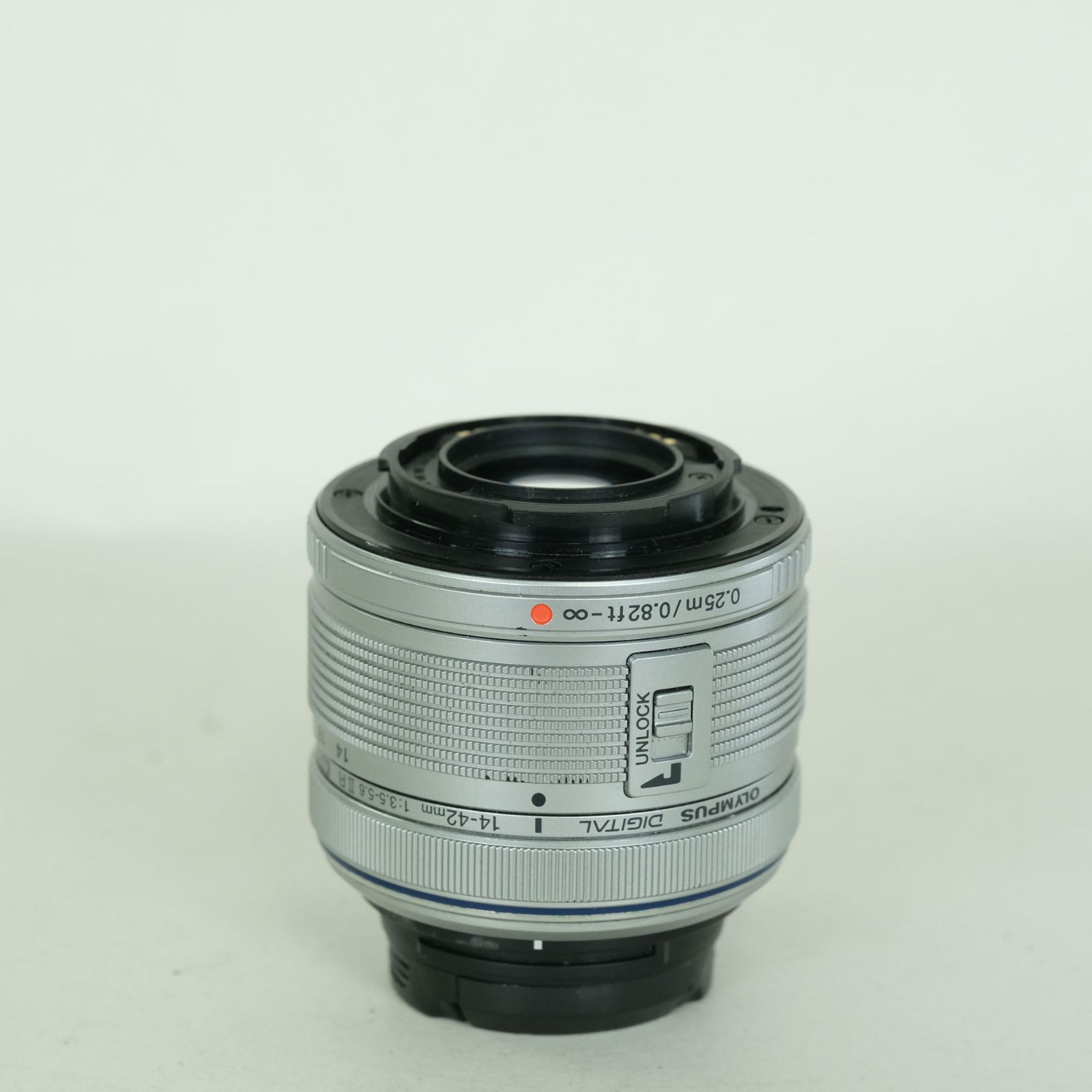並品] OLYMPUS M.ZUIKO DIGITAL 14-42mm F3.5-5.6IIR シルバー
