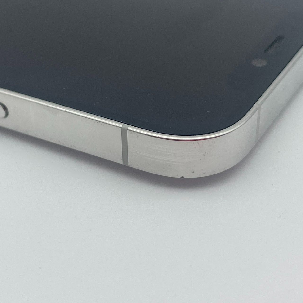 □iPhone 12 pro 256GB シルバー MGMA3J/A バッテリー75％ 利用制限