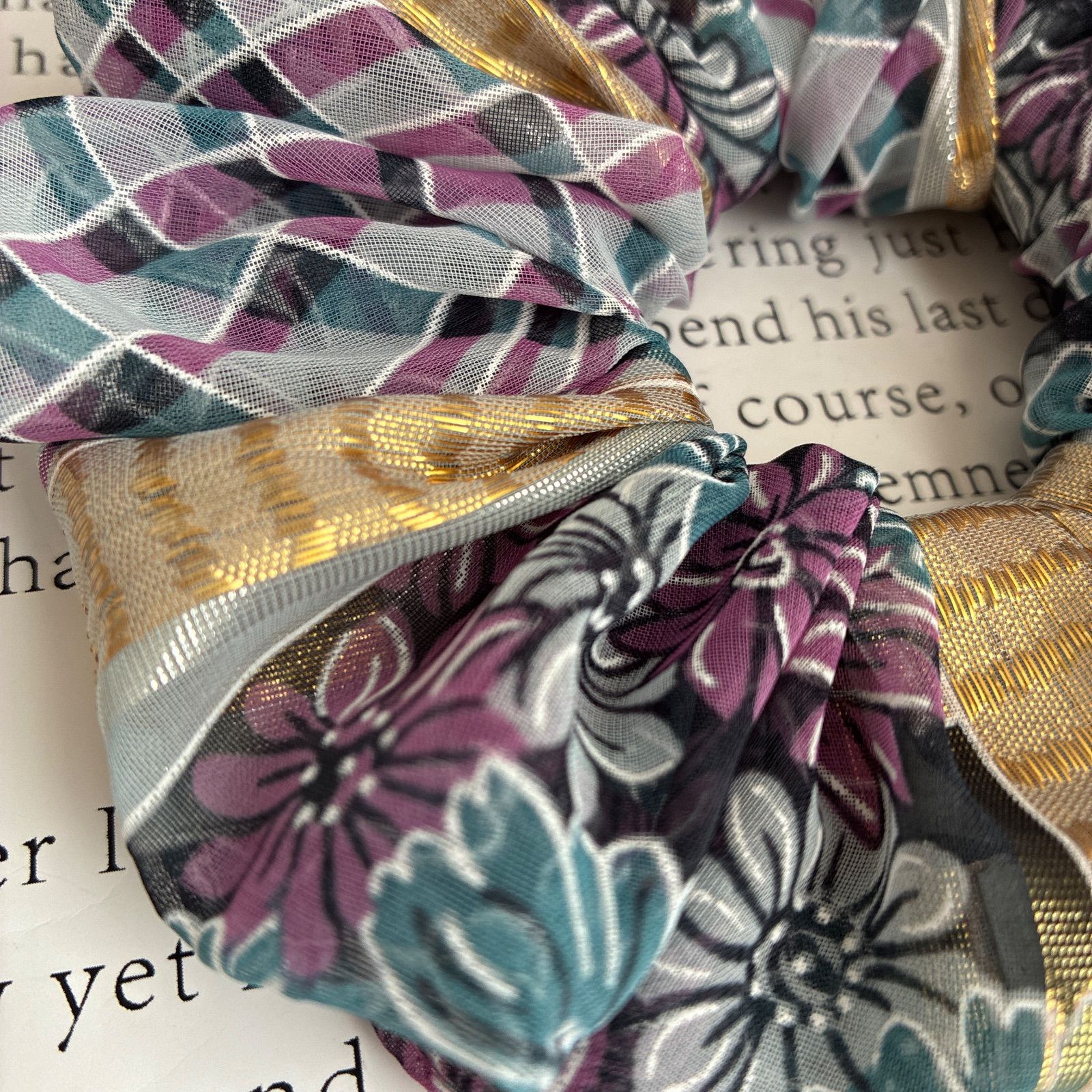 ハンドメイドシュシュ☆ブルーパープルチェック&花柄 - メルカリ