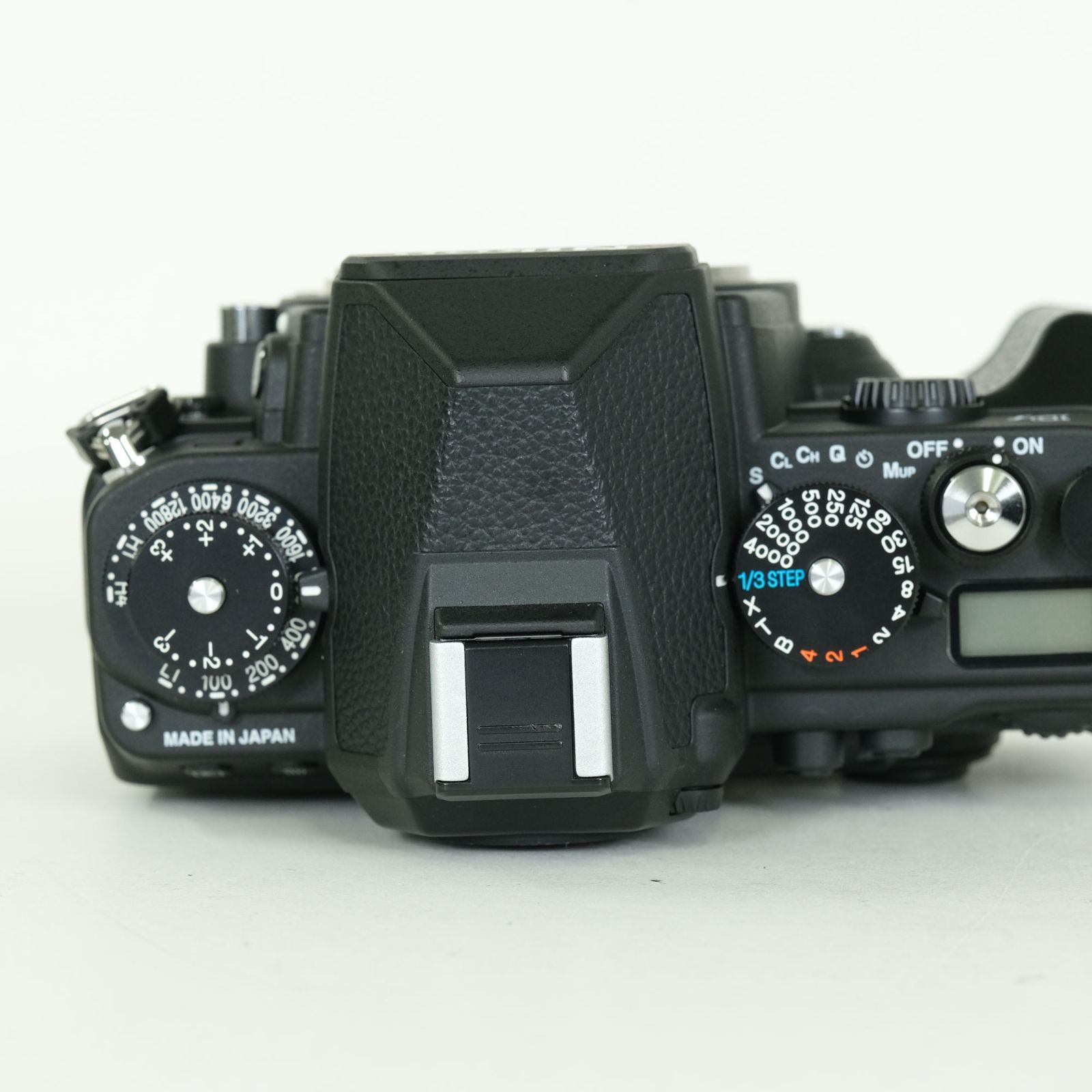 美品 | シャッター数3,790回｜バッテリー2個付] Nikon Df [ボディ