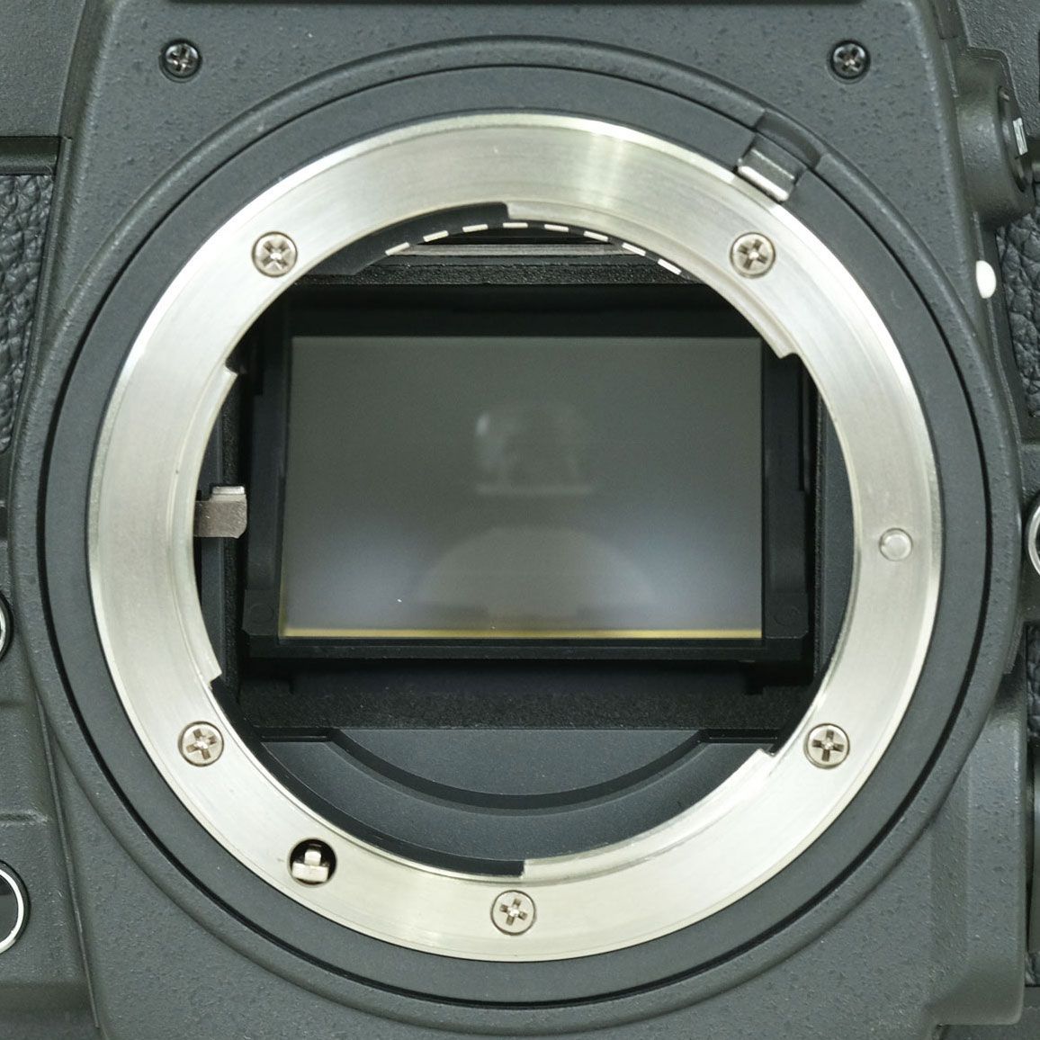 美品 | シャッター数3,790回｜バッテリー2個付] Nikon Df [ボディ