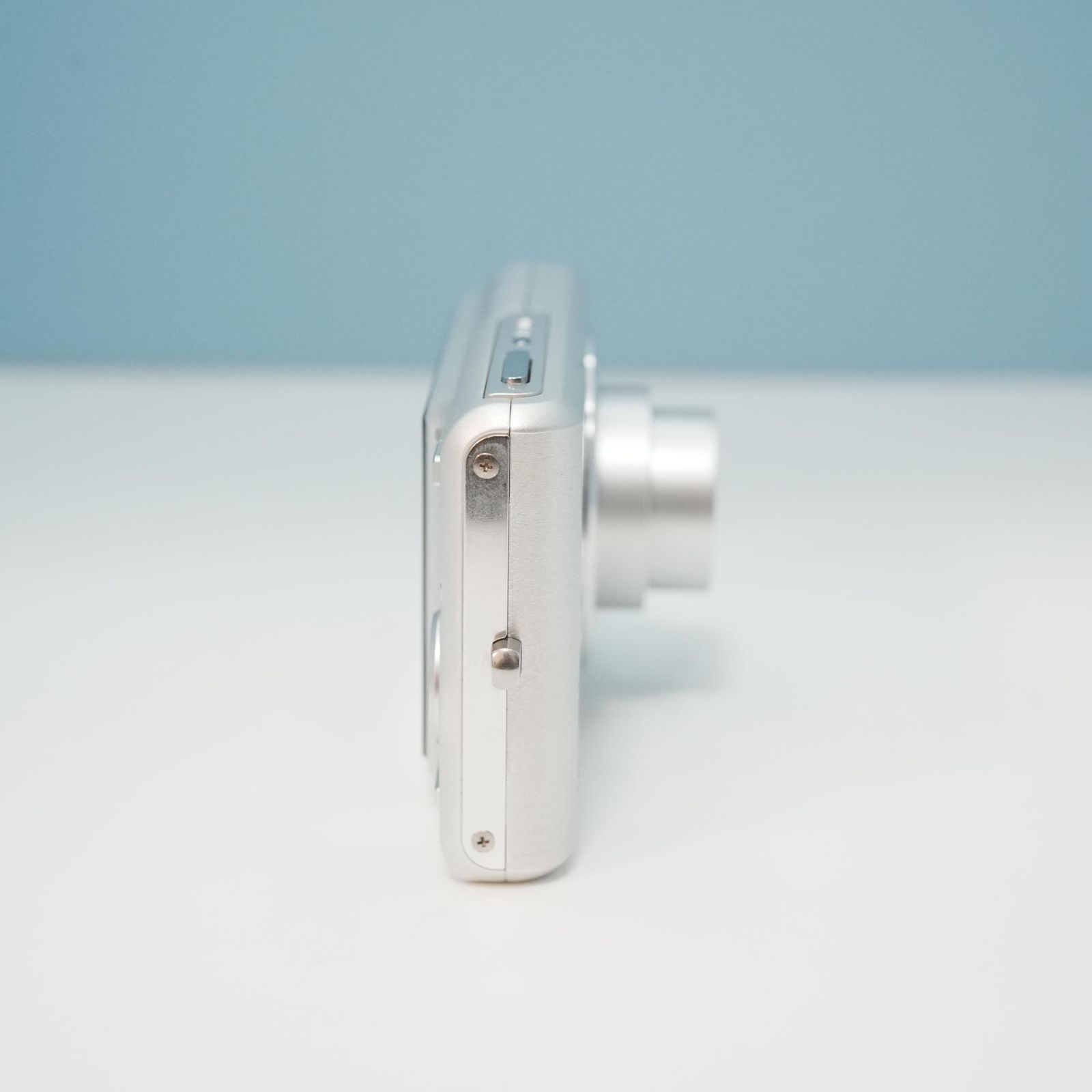 CASIO EXILIM EX-Z77 デジカメ スマホ転送OK フルセット 美品 a5854