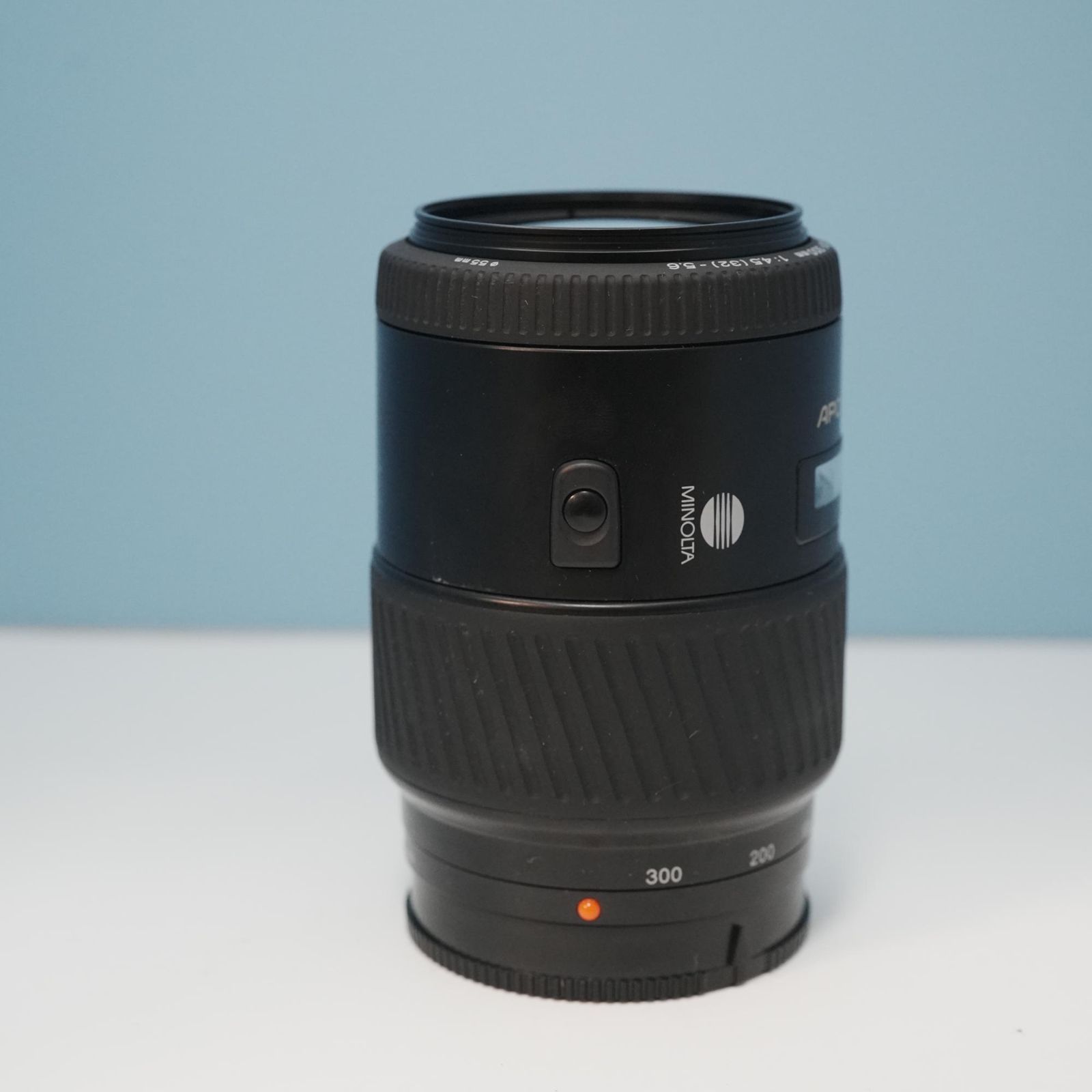 MINOLTA純正 100-300mm 望遠レンズ ほぼ新品 a5836 - メルカリ