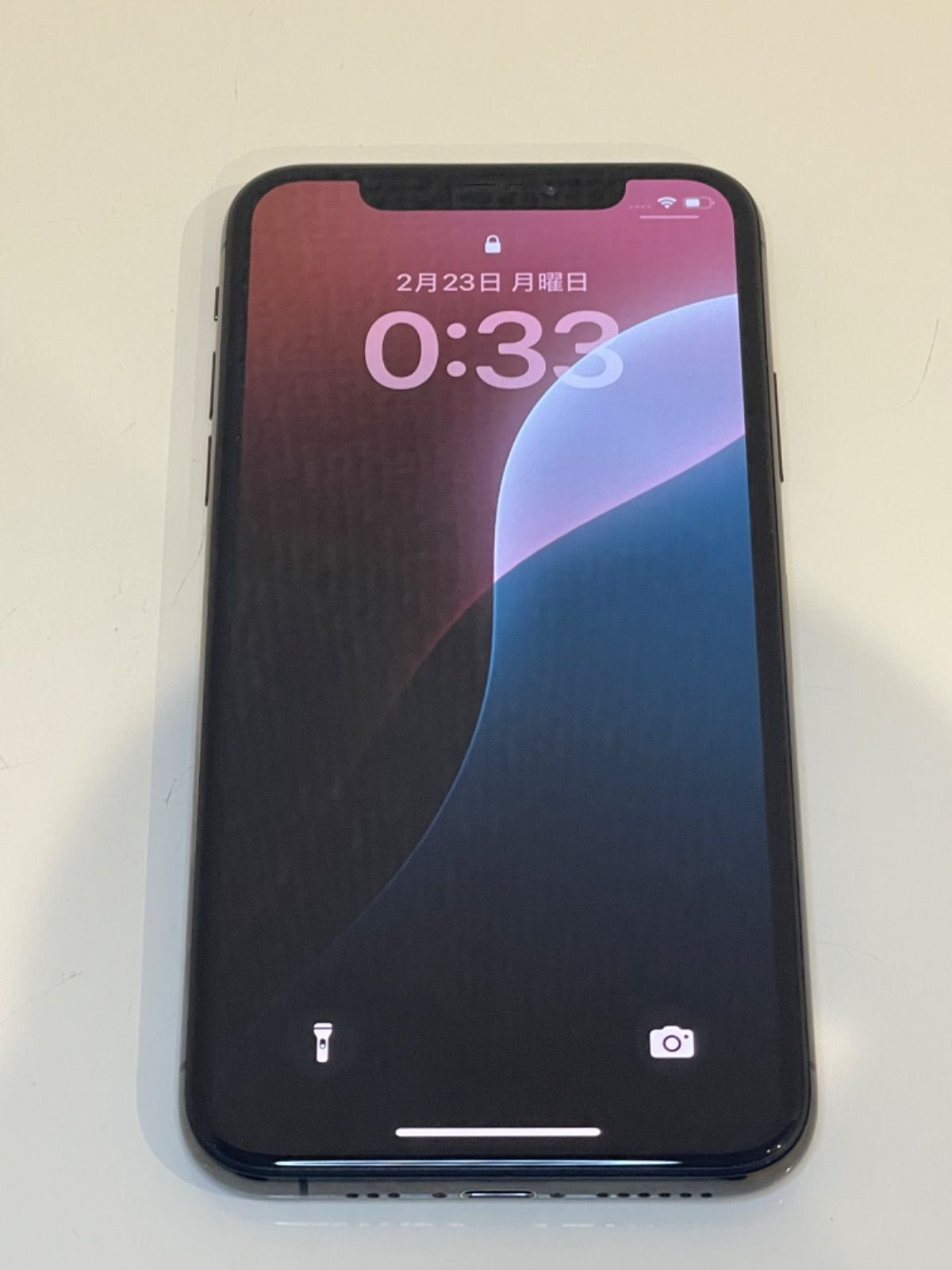 美品！ Apple iPhone Xs ブラック 本体 k'205 - メルカリ