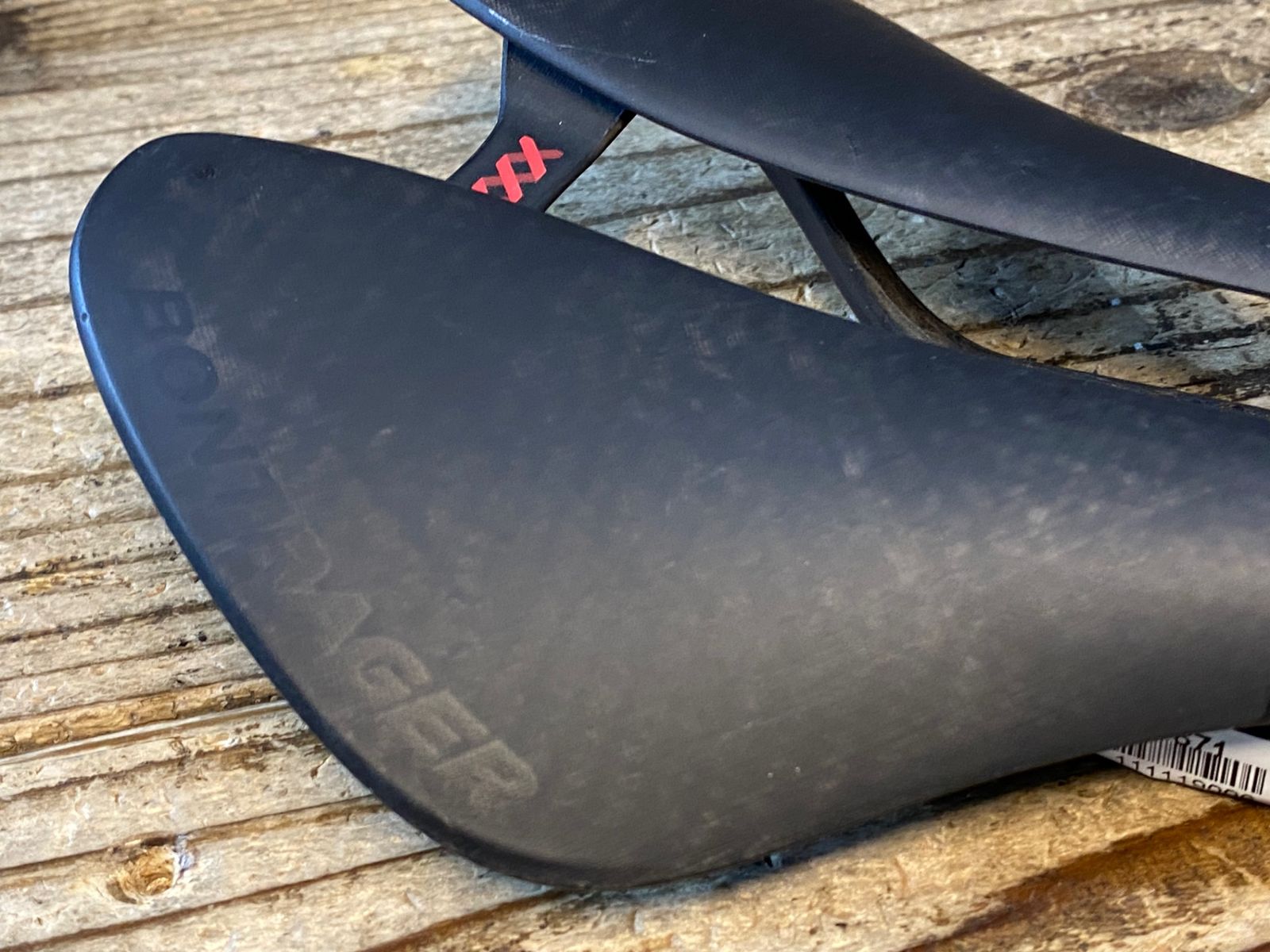 JW942 ボントレガー BONTRAGER トリプルエックス XXX CARBON サドル 