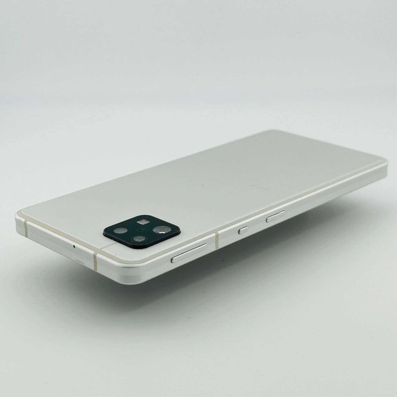 バッテリー良好 AQUOS sense6 64GB シルバー SIMフリー(simロック解除