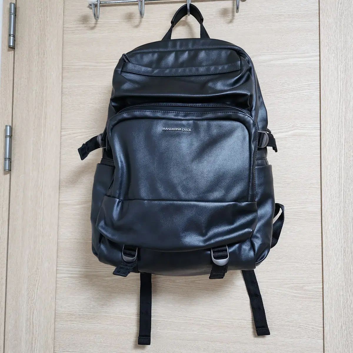 MANDARINA DUCK シグネチャー バックパック (S9T01651) 【公式通販】