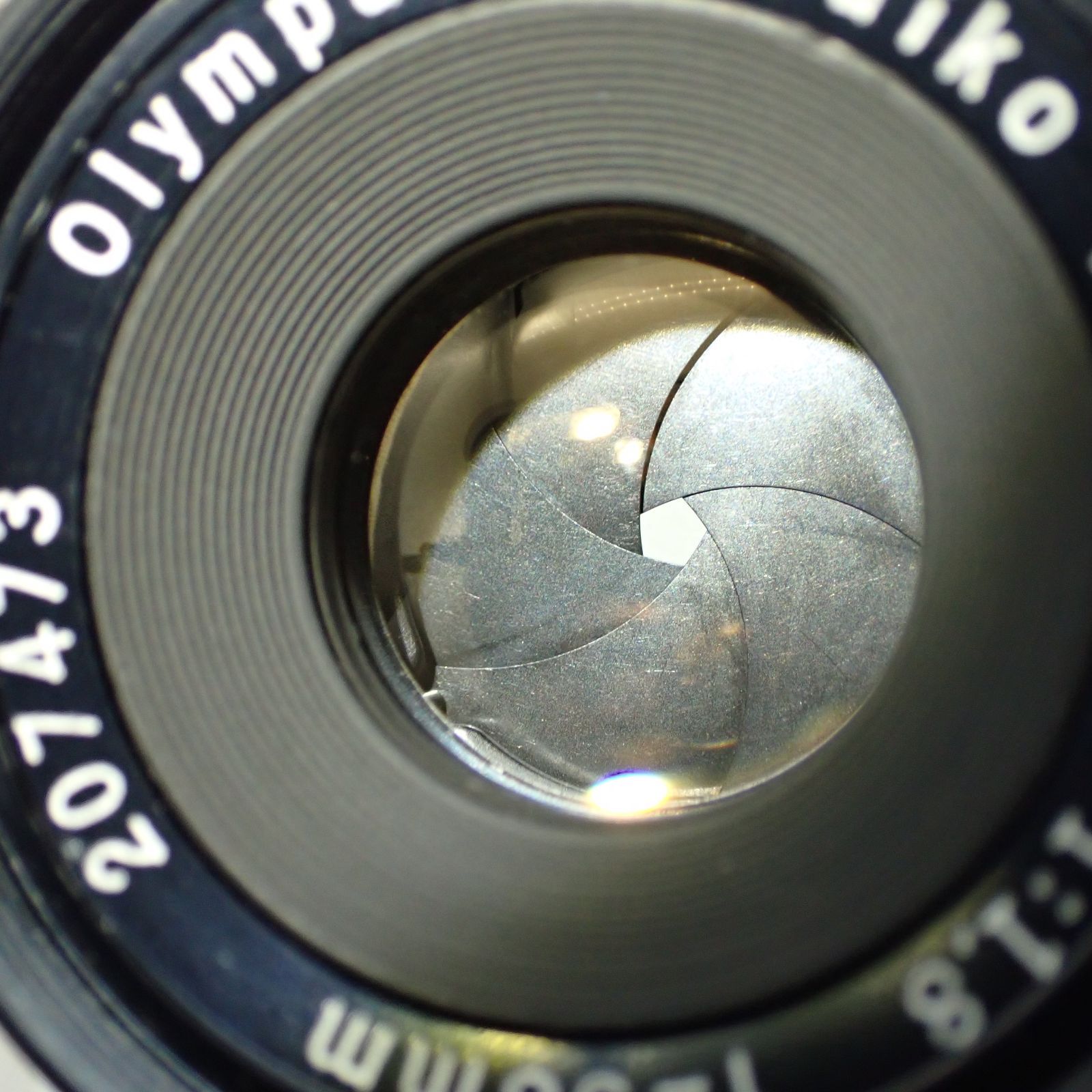 美品 OLYMPUS Pen F 一眼レフフィルムカメラ ハーフフレイム 189420 外