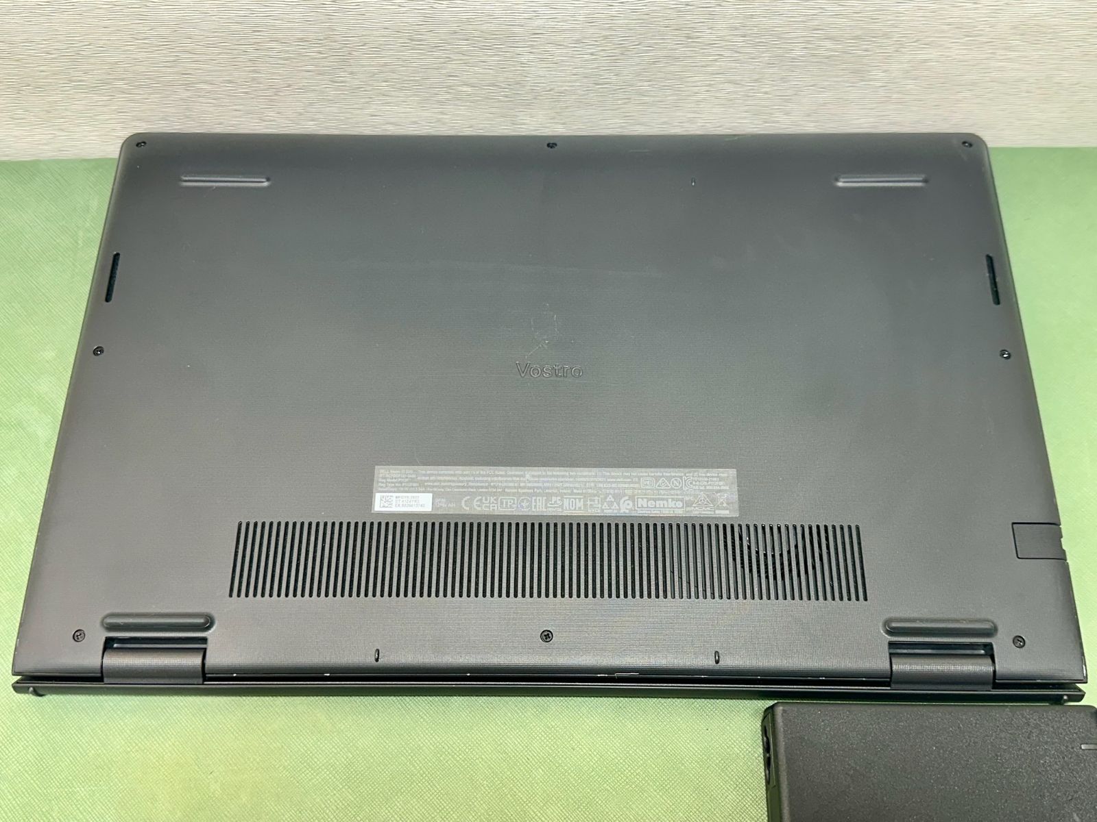 第11世代Core i3 DELL Vostro 3510 | 8GB SSD256GB | Win11Pro | 15.6