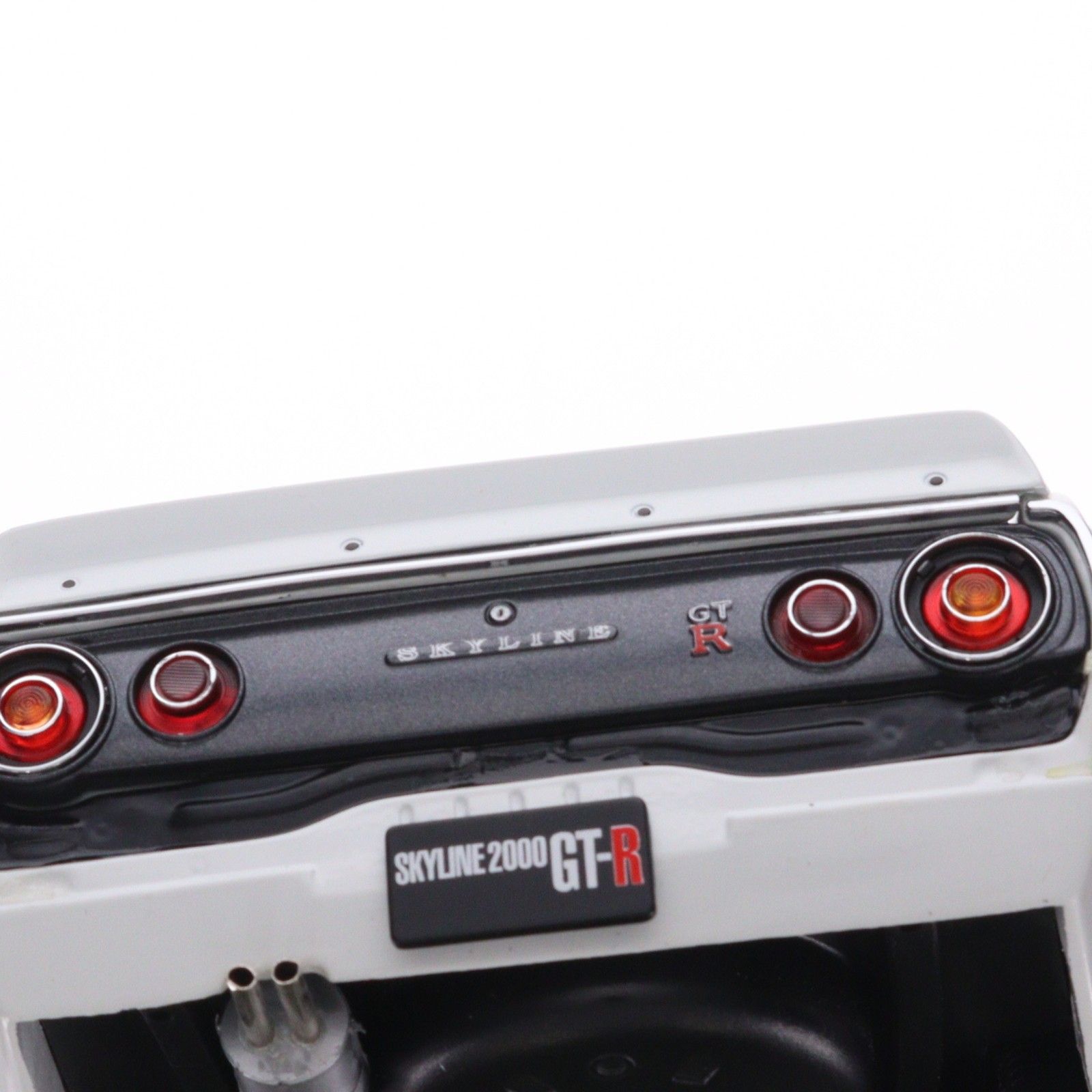 1/18 日産スカイライン GT-R ケン&メリー Fスポイラー・RSワタナベ