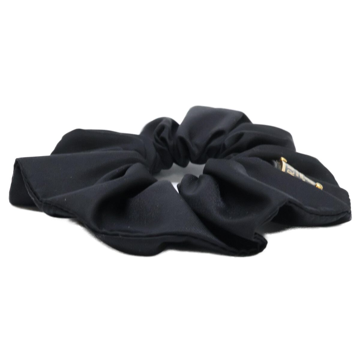 PRADA プラダ 【美品】1IF015 Re-Nylon トライアングルロゴ シュシュ