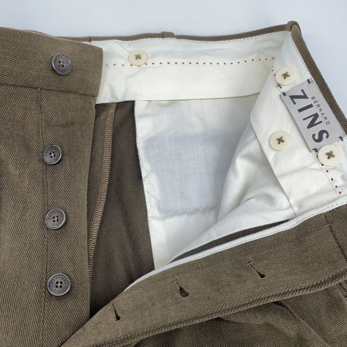 BERNARD ZINS ベルナールザンス ｵﾘｰﾌﾞ HUBERT 113-18-0181-6840 ｽﾗｯｸｽ