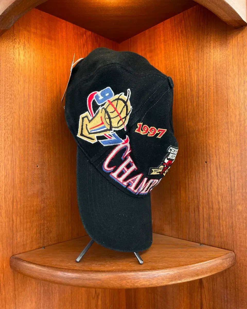 1997 ヴィンテージ シカゴ ブルズ キャップ - メルカリ