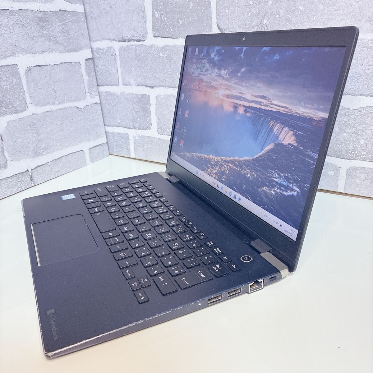 軽量 薄型 東芝 dynabook SSD 初期設定済 ノートパソコン Windows11 第