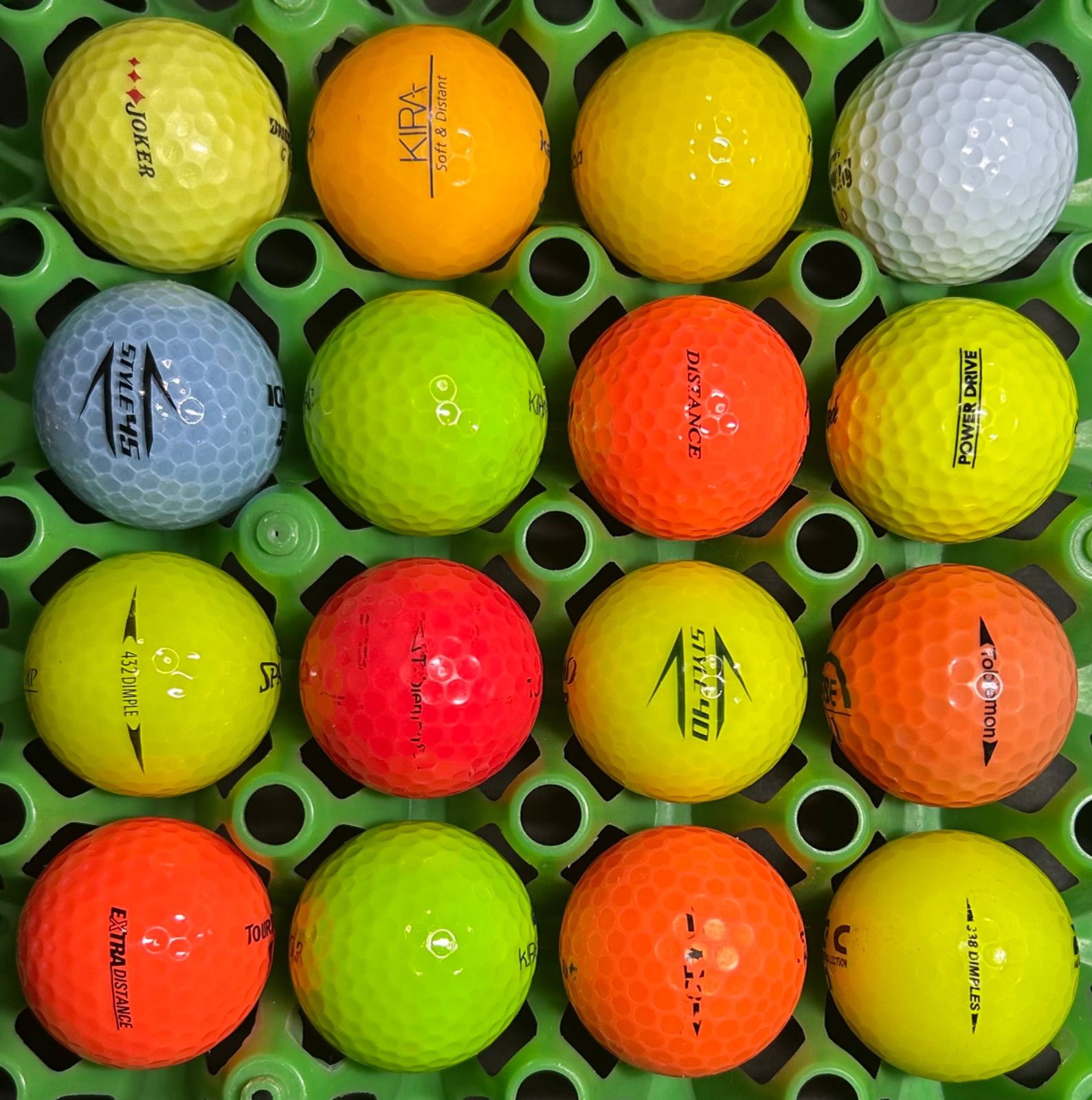 メーカー混合 ロストボール カラー 16個 ゴルフ ゴルフボール ジャンク