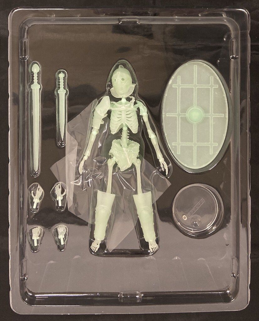 海洋堂 タケヤ式 自在置物 追撃闘士セクートル (蓄光版) KT-031 - メルカリ