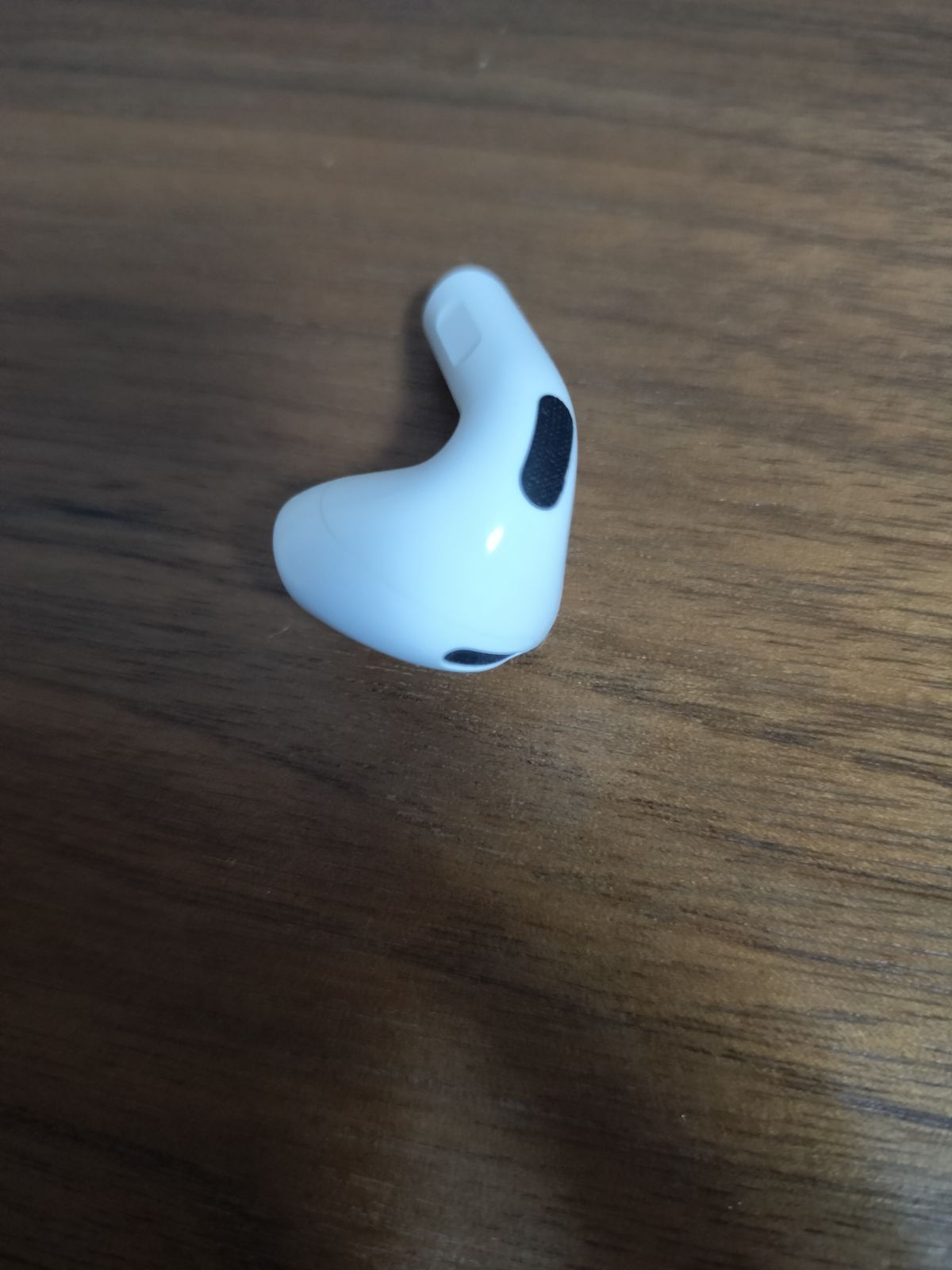 美品（正規品）AirPods 第4世代 右耳のみ ノイズキャンセリング無し