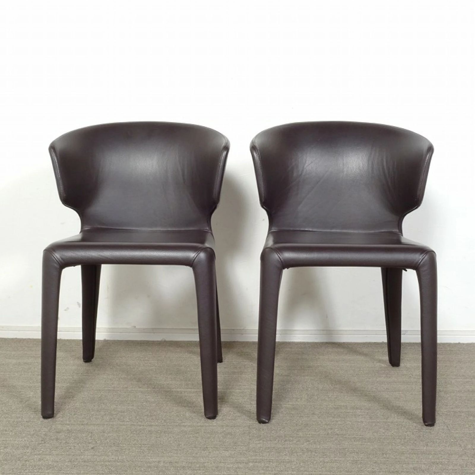 ◾︎SELUNO◾︎ 【展示美品】Cassina カッシーナ 367 HOLA / オラ 