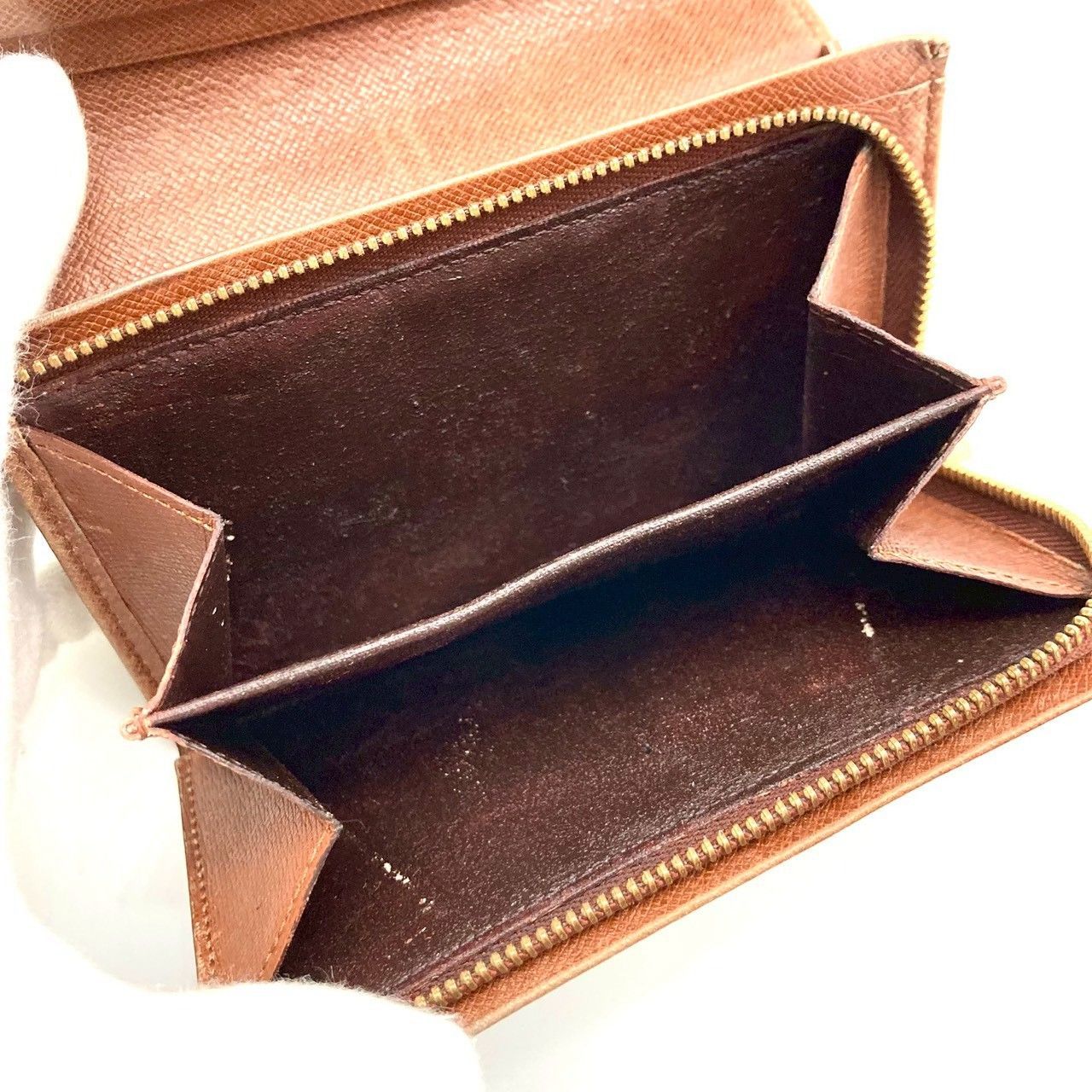 ルイヴィトン モノグラム ポルトモネビエ トレゾール 二つ折り財布