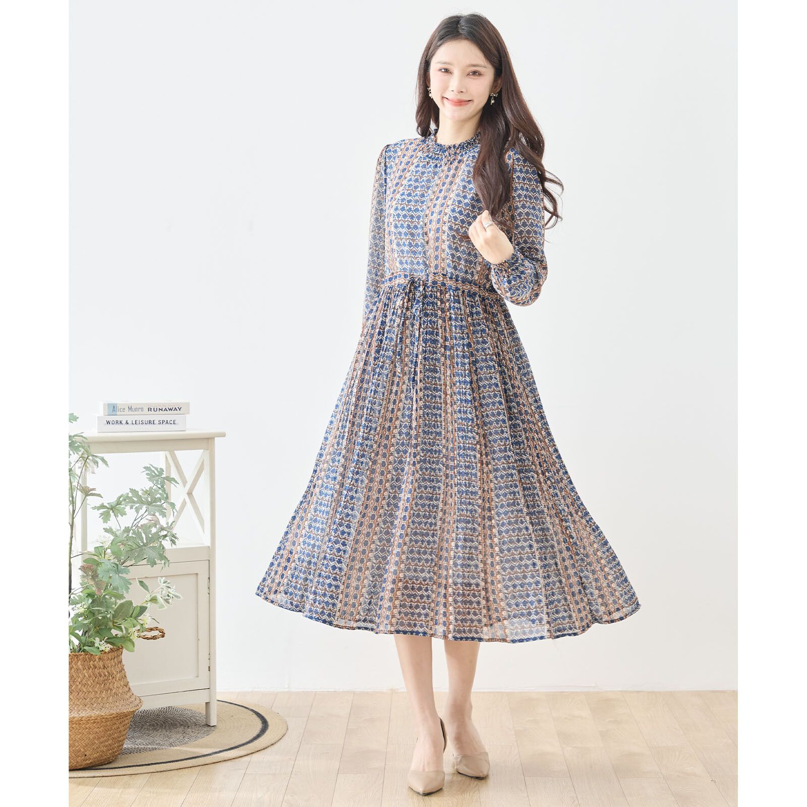 ☆SALE☆NEW Spring☆【TRUBE】幾何柄シャーリングワンピース【N82