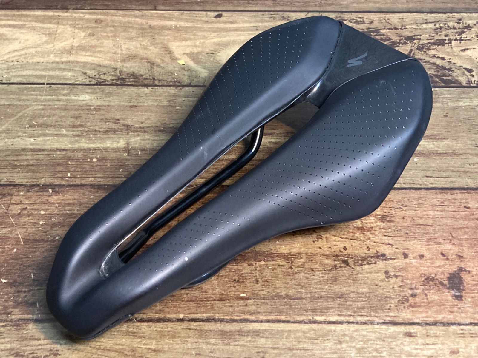 JX069 スペシャライズド SPECIALIZED SITERO サドル 黒 130mm HOLLOW