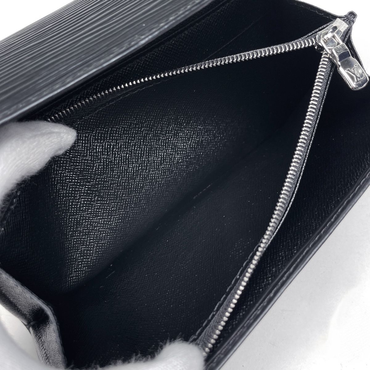 ルイ・ヴィトン Louis Vuitton ポルトフォイユ サラ M63742 長財布