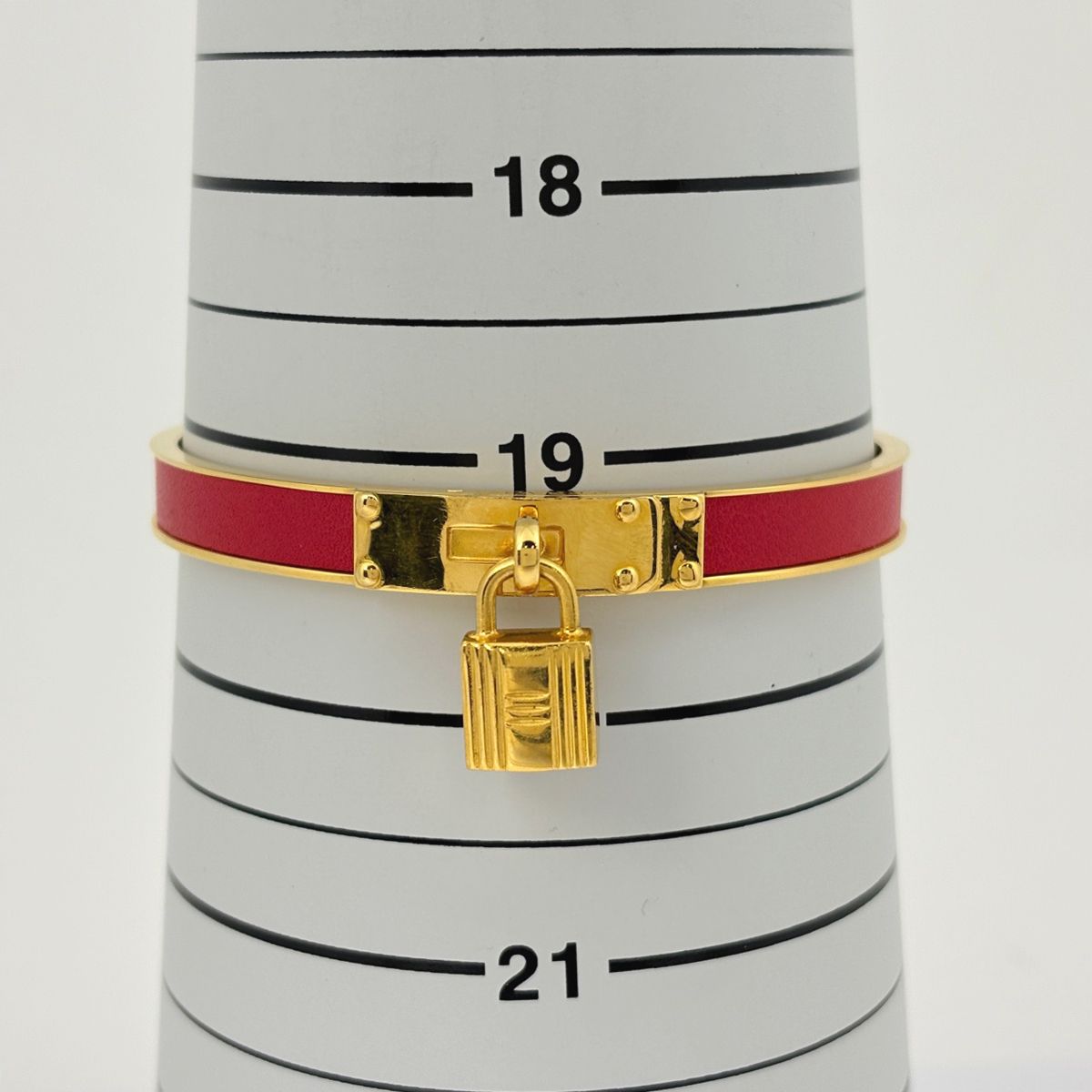 エルメス HERMES ケリー バングル 腕輪 カデナ バングル GP レザー