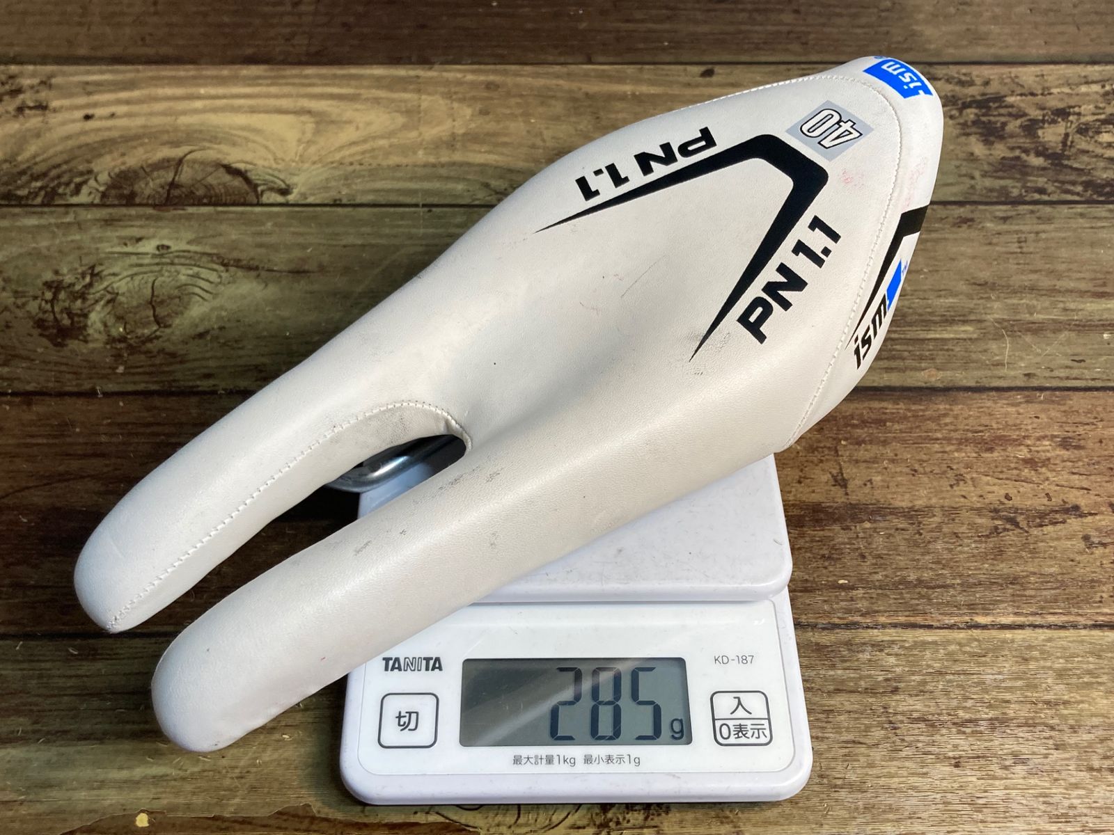 JX046 ism PN1.1 40 サドル 白 110mm クロモリ - メルカリ