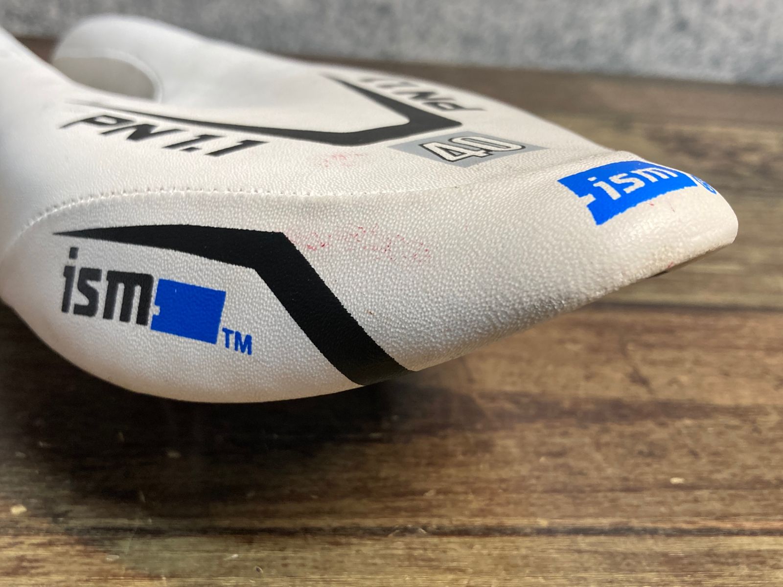 JX046 ism PN1.1 40 サドル 白 110mm クロモリ - メルカリ