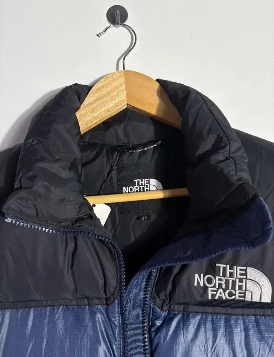 THE NORTH FACE ザノースフェイス 700 Nuptse ヌプシ ダウン ベスト