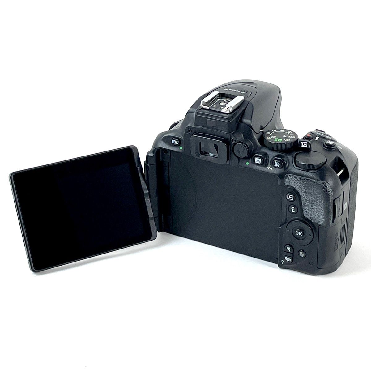 ニコン Nikon D5600 ボディ デジタル 一眼レフカメラ 【中古】 - メルカリ