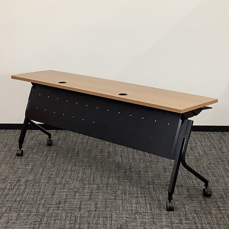 中古 ミーティングテーブル PLUS ネスティングテーブル Linello2 
