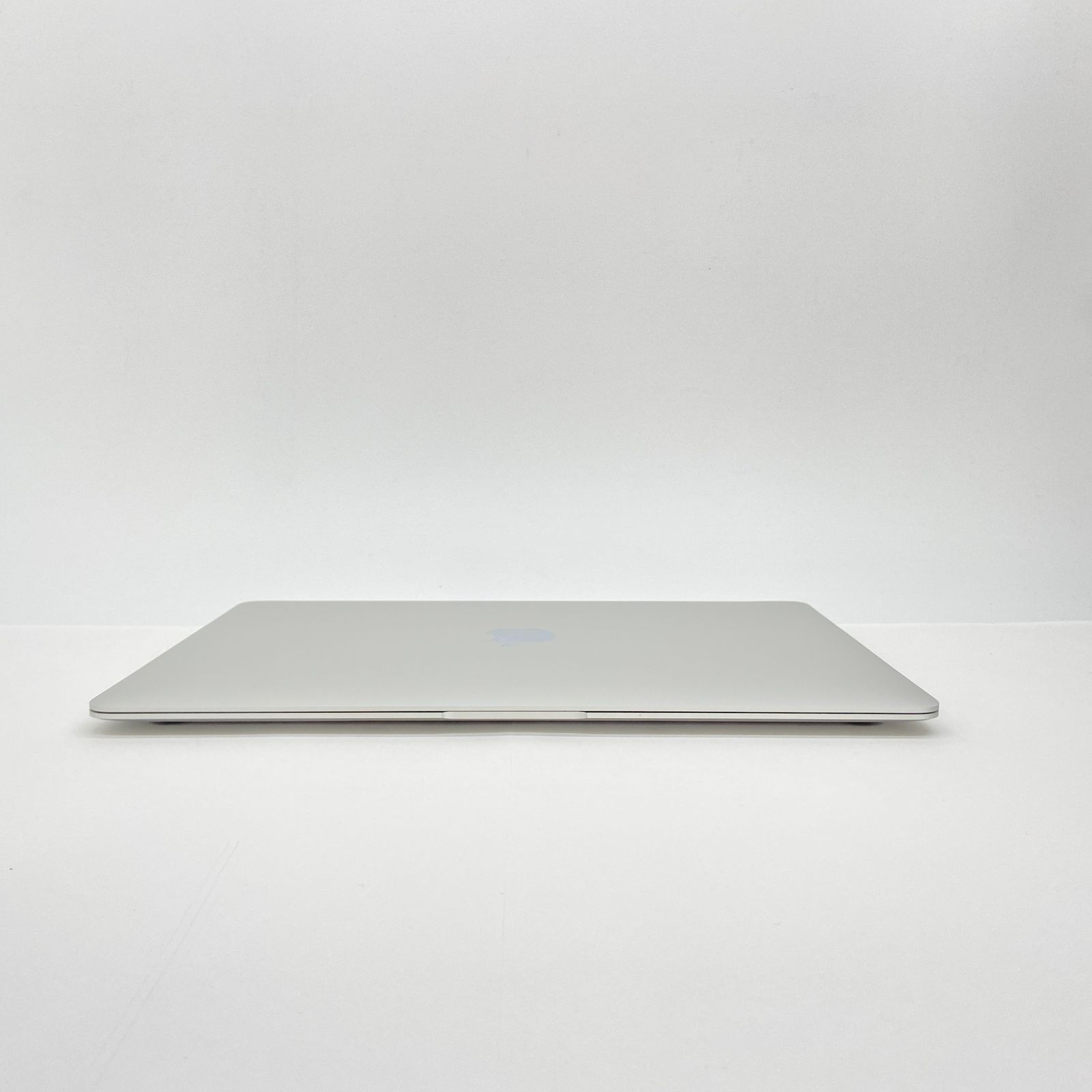 MacBook Air 2020 M1 8GB 256GB シルバー バッテリー95% - メルカリ