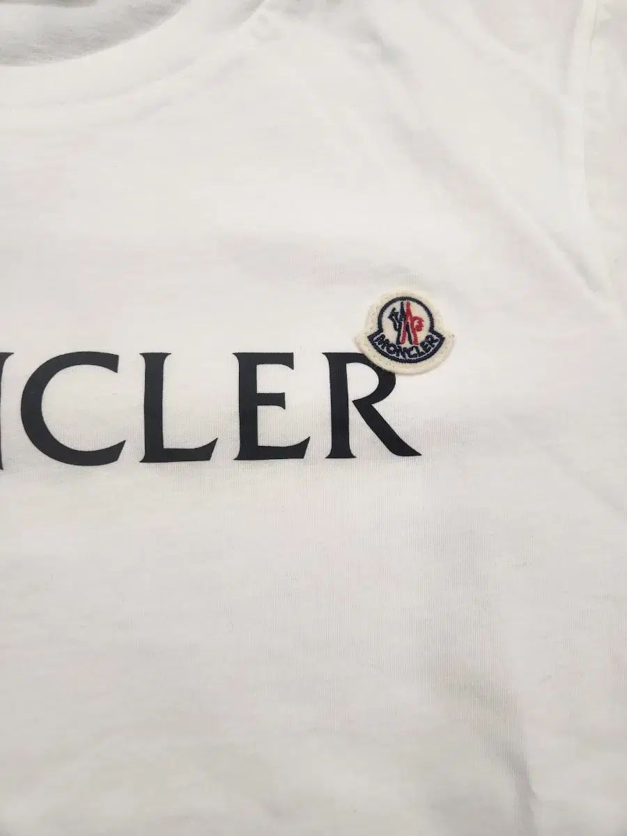 MONCLER モンクレール ロゴ Tシャツ 半袖 白 14A - メルカリ